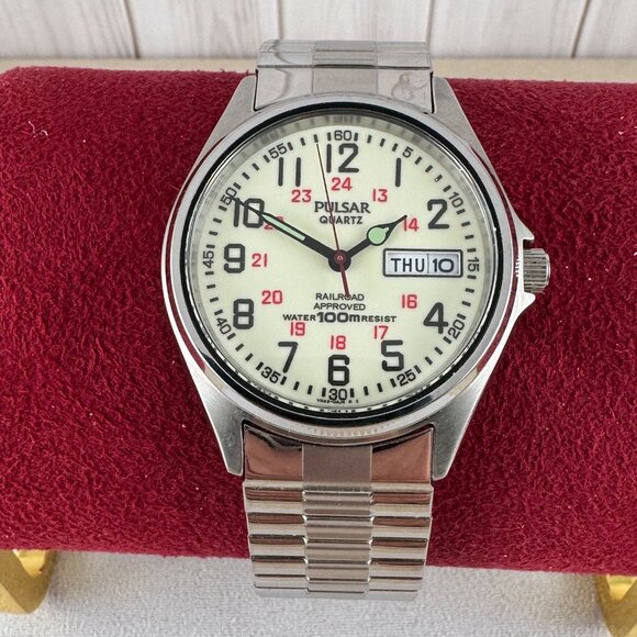 Vintage Pulsar Railroad Approved Quartz Stainless steel Watch - Picture 6 of 7